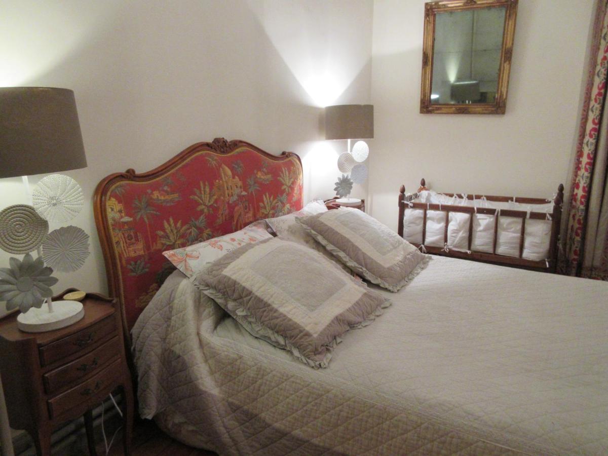 Le Manoir Sur La Roche, 74, Impasse Du Manoir, 71520 Navour Sur Grosne D121 Bed & Breakfast Clermain Ngoại thất bức ảnh