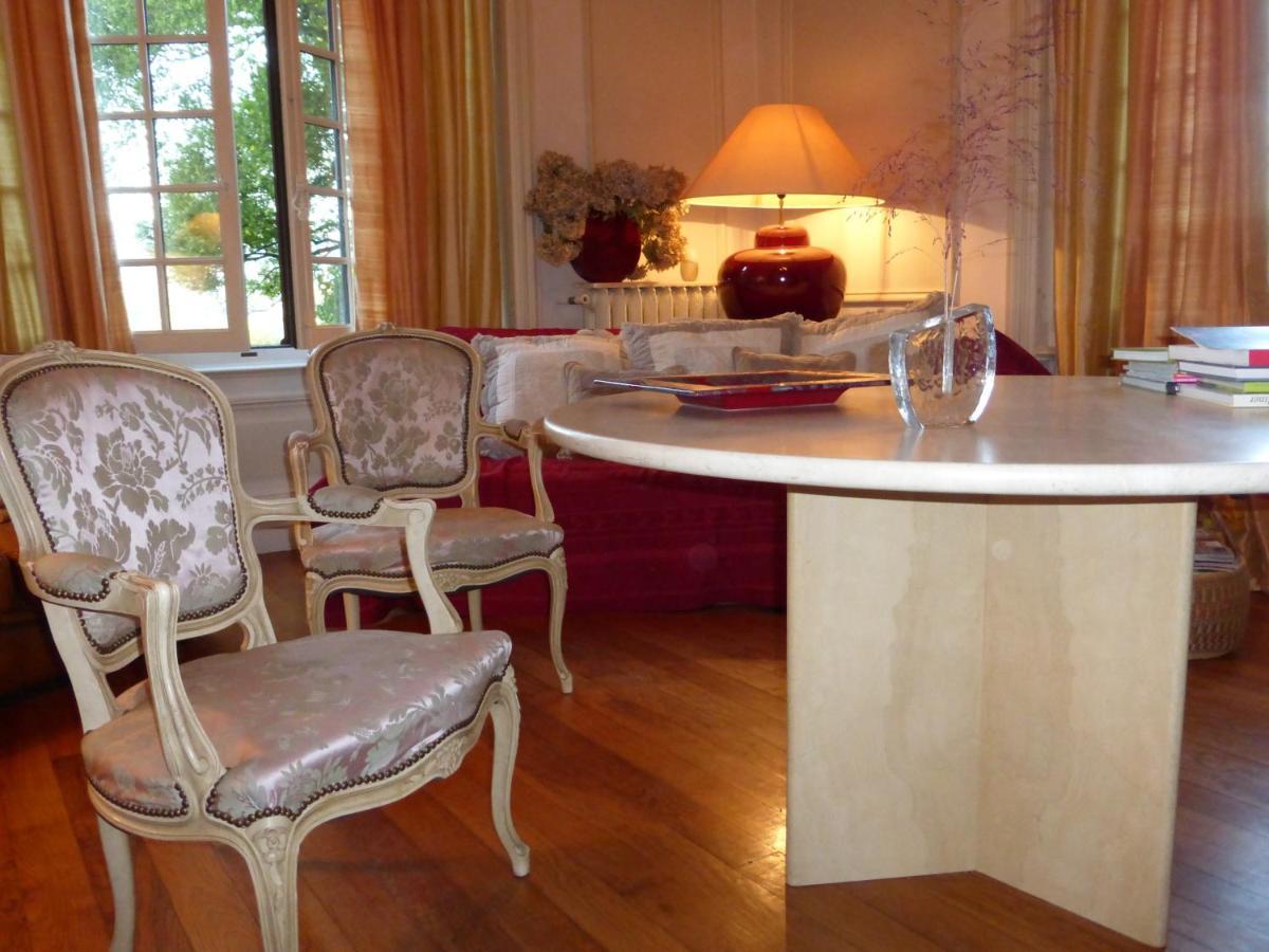 Le Manoir Sur La Roche, 74, Impasse Du Manoir, 71520 Navour Sur Grosne D121 Bed & Breakfast Clermain Ngoại thất bức ảnh